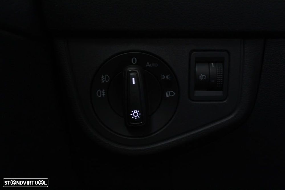 VW Polo 1.0 TSI Life DSG - 26