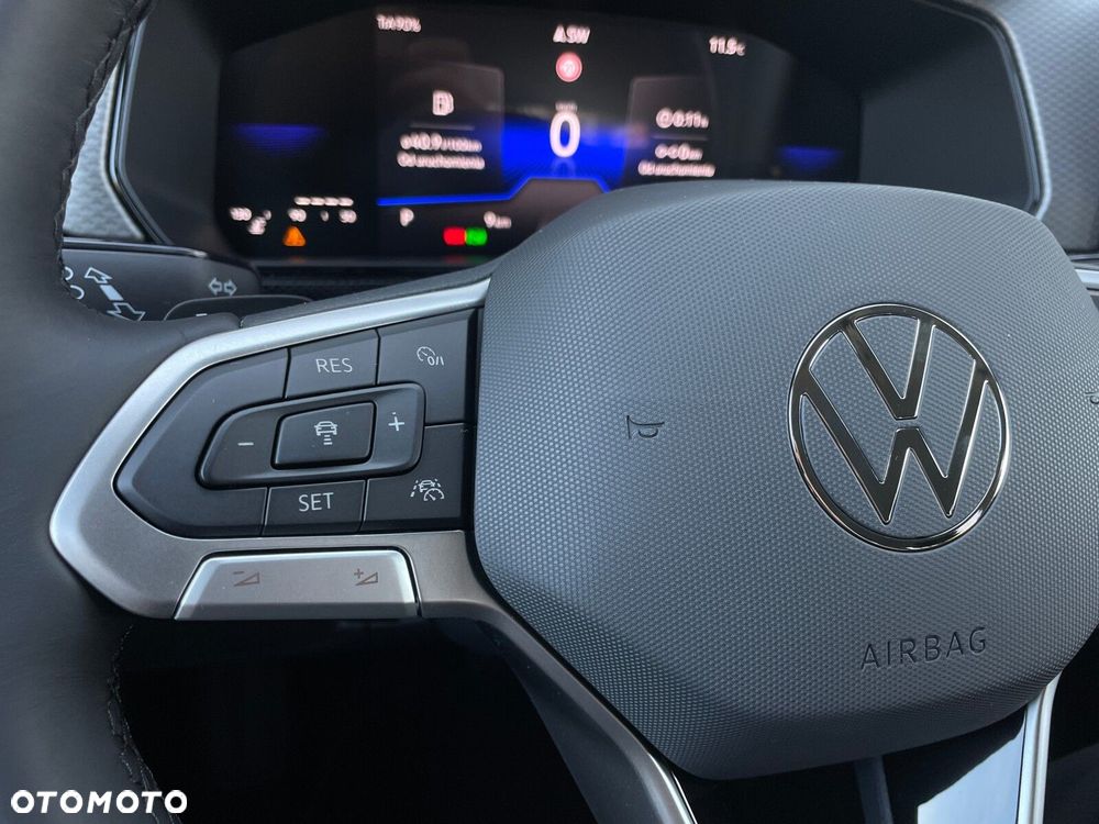 Volkswagen T-Cross - 16