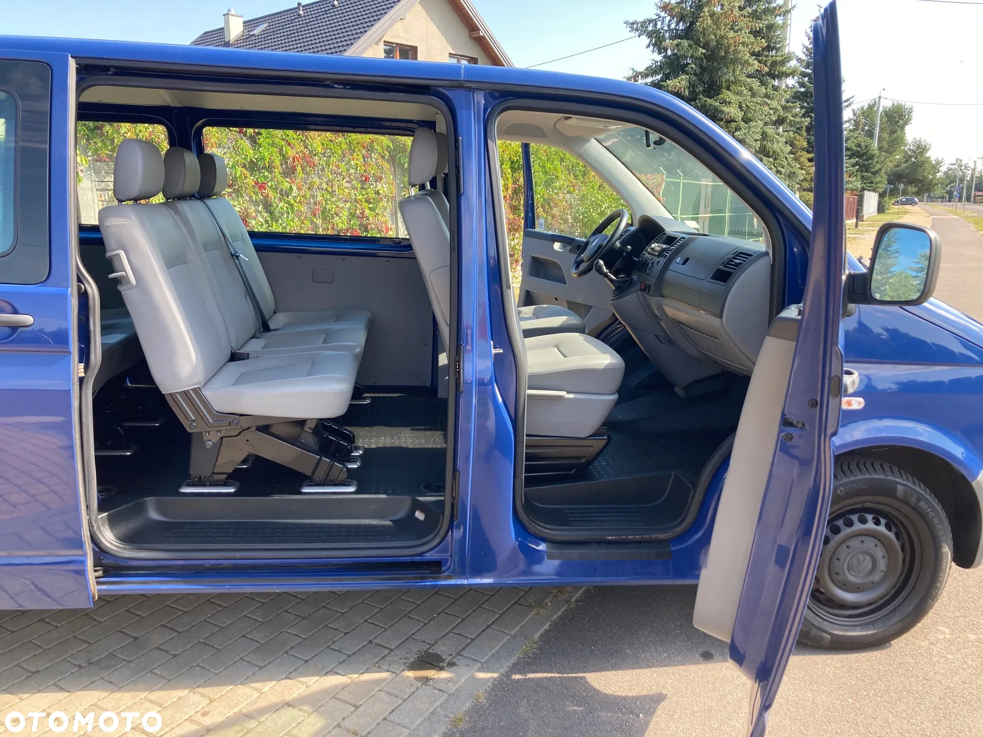 Volkswagen Transporter - 9
