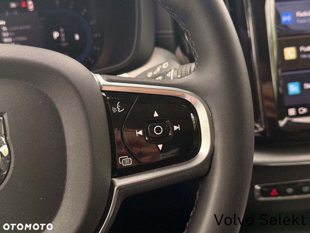Volvo XC 60 - 25