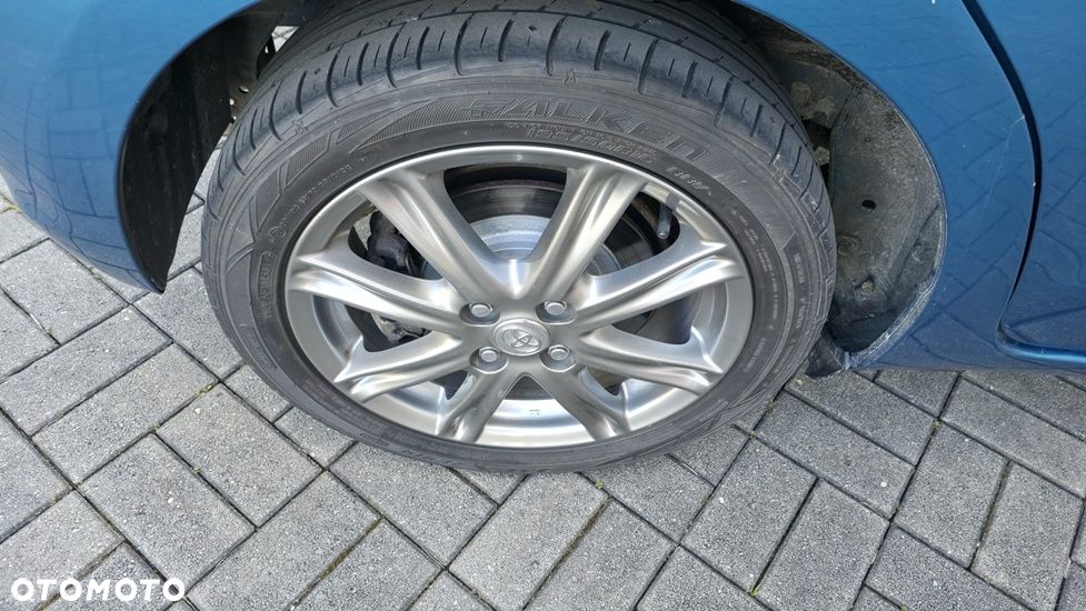 Toyota Yaris 1.33 Premium - 22