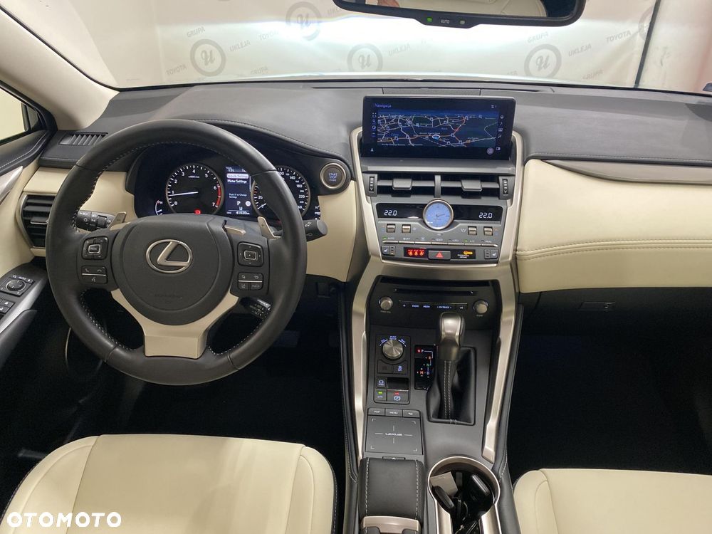 Lexus NX 300 F Impression AWD - 10
