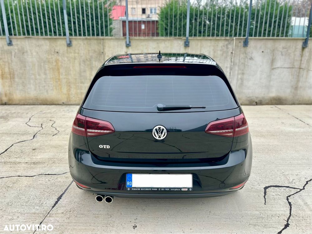 Volkswagen Golf 2.0 TDI DPF BMT DSG GTD - 3