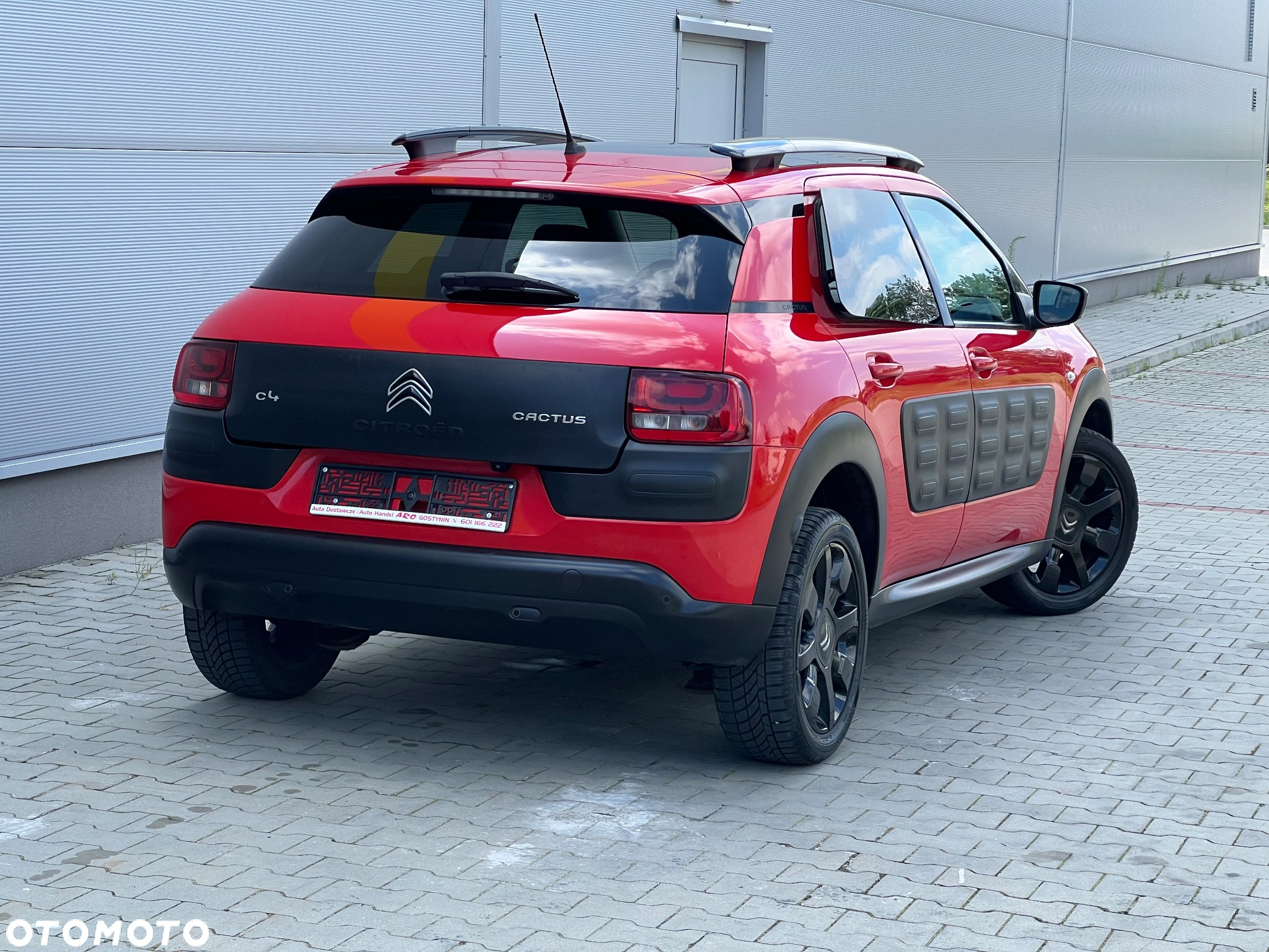 Citroën C4 Cactus 1.2 PureTech Shine Edition S&S ETG - 4