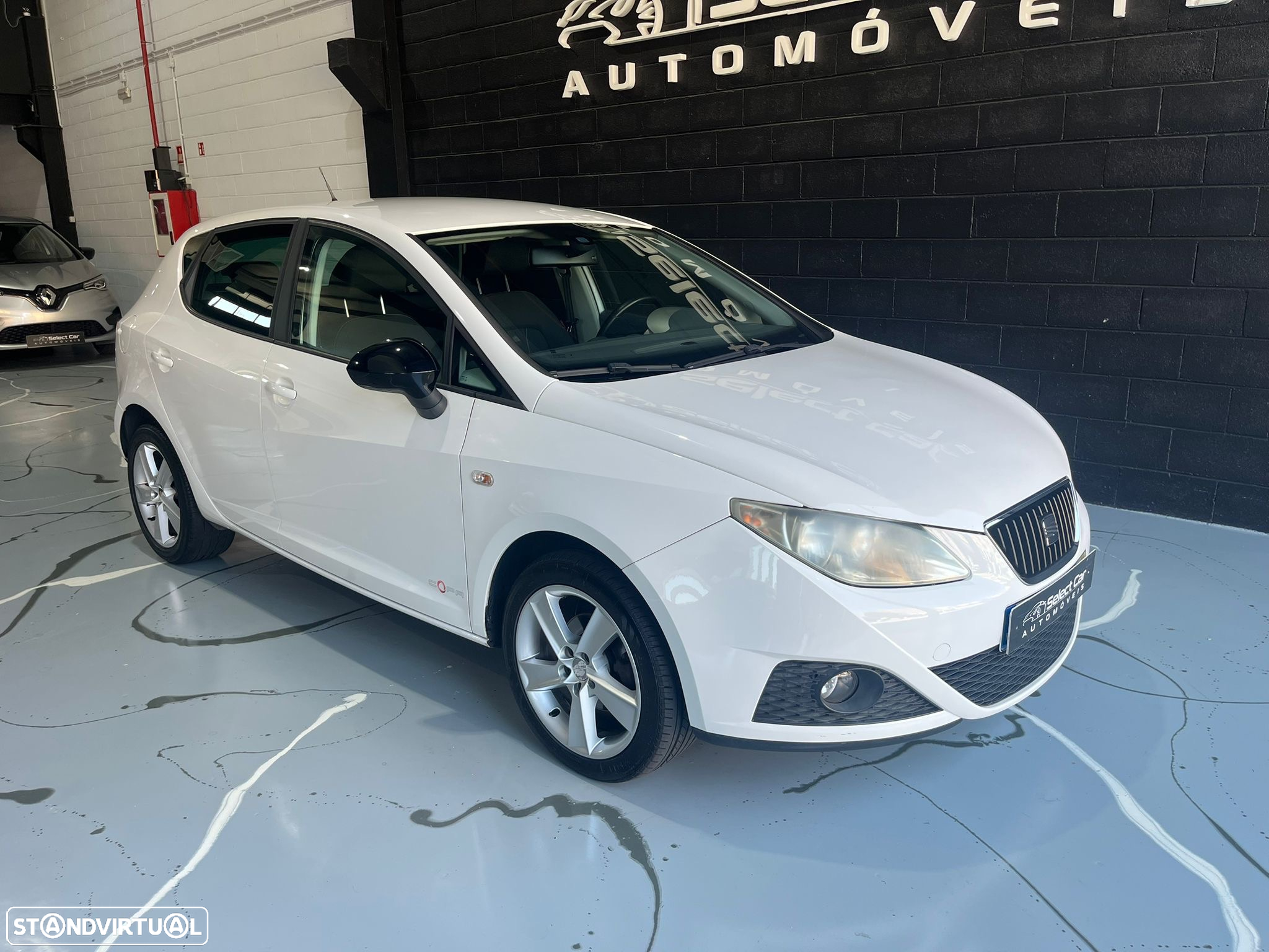 SEAT Ibiza 1.6 TDI Copa Plus DPF - 4