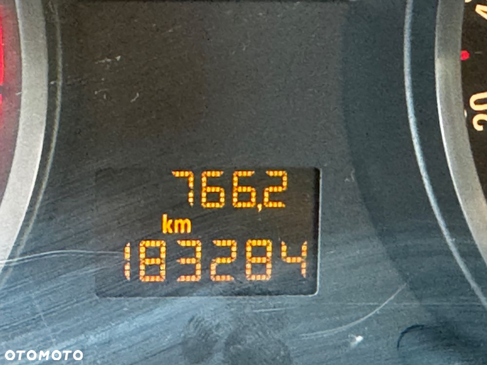 Opel Corsa 1.2 16V Essentia (klm) - 9