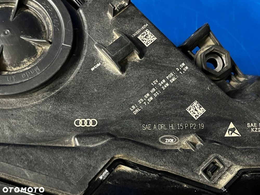 PRAWY FULL LED AUDI Q7 4M0 LIFT ORYGINAŁ USA BDB - 5