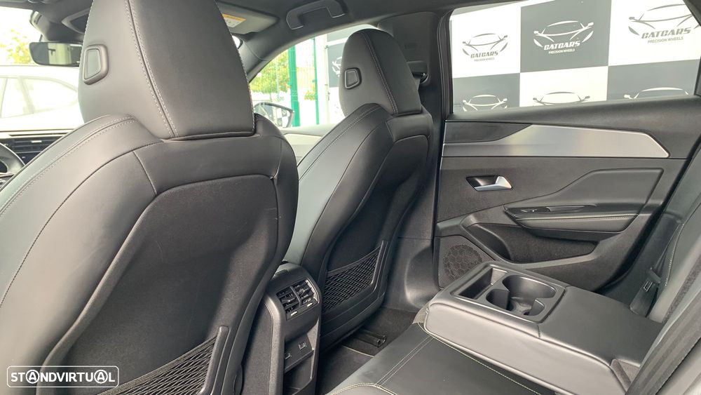 Peugeot 308 SW 1.6 Hybrid GT e-EAT8 - 31