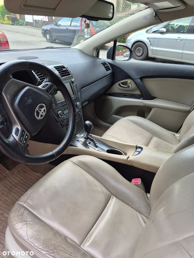 Toyota Avensis 2.0 Prestige EU5 MS - 3