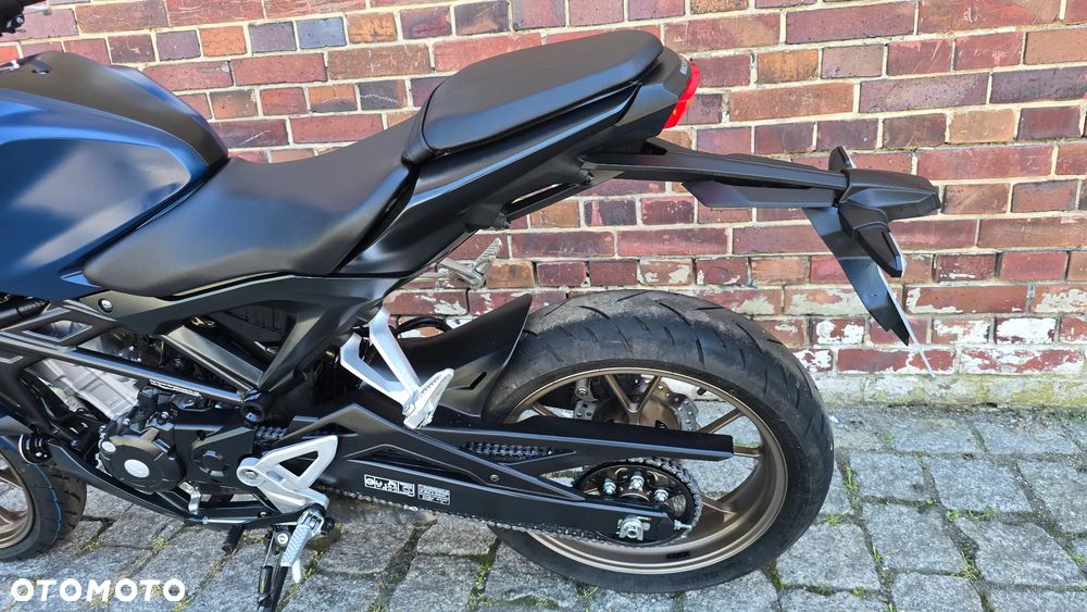 Honda CB - 9