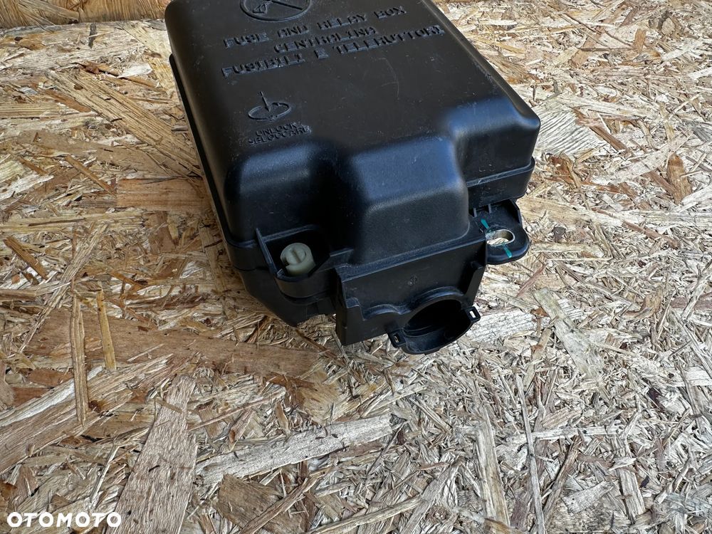 Obudowa Puszka Skrzynka Bezpieczników Fiat Tipo II - 2