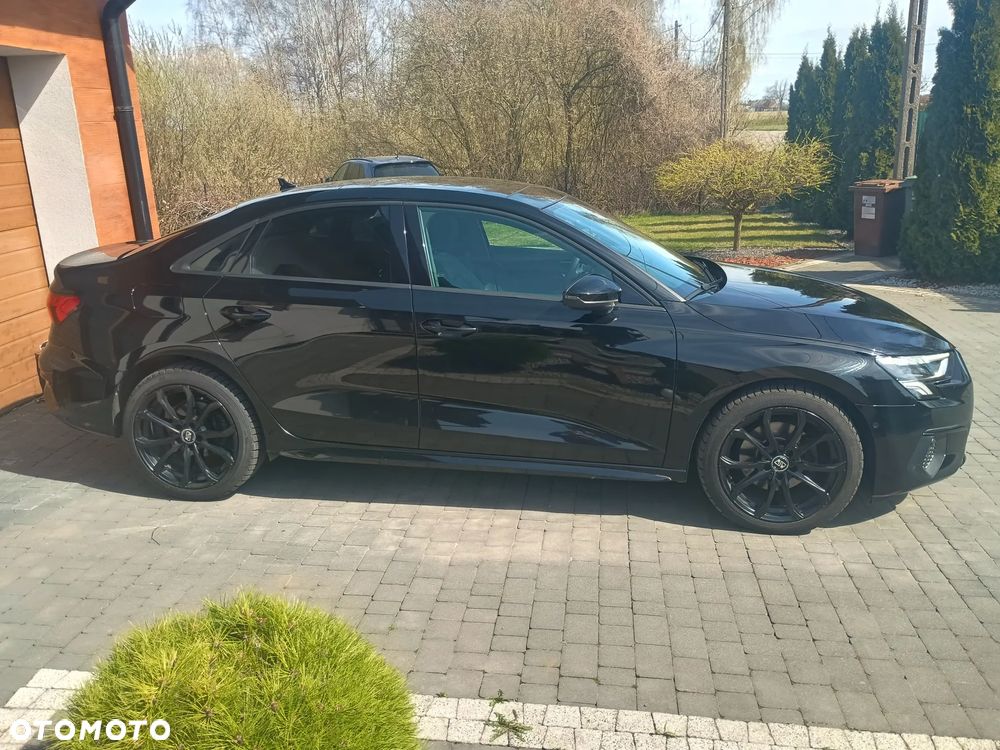 Audi A3 Limousine 40 TFSI Quattro Advanced S tronic - 3