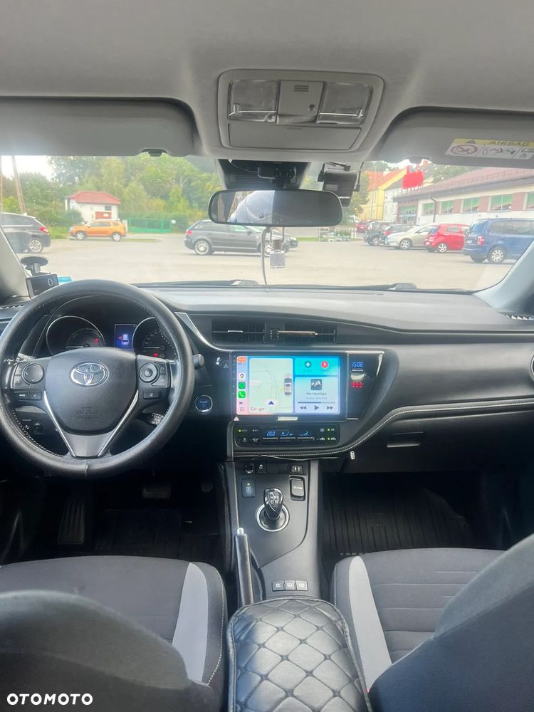 Toyota Auris 1.8 HSD Luna - 17