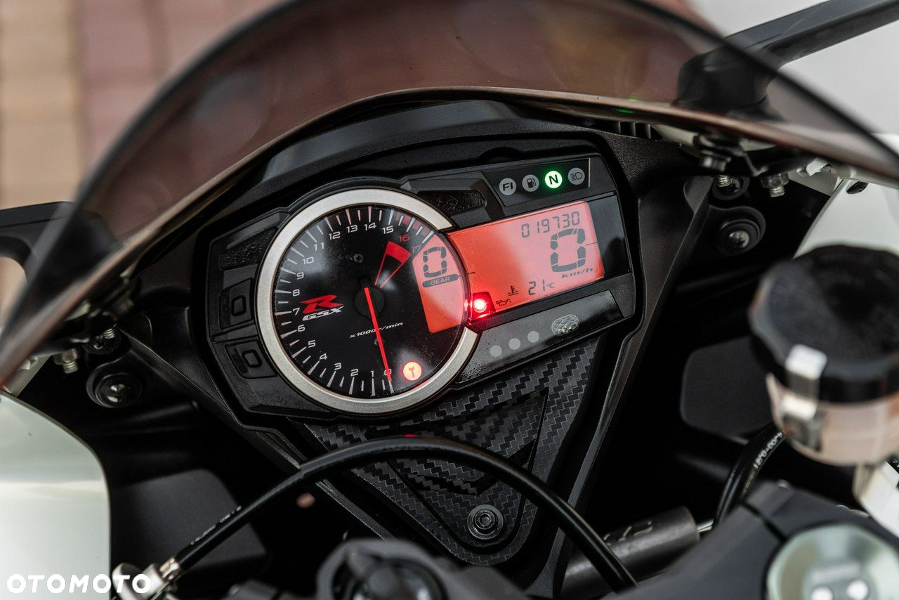 Suzuki GSX-R - 9