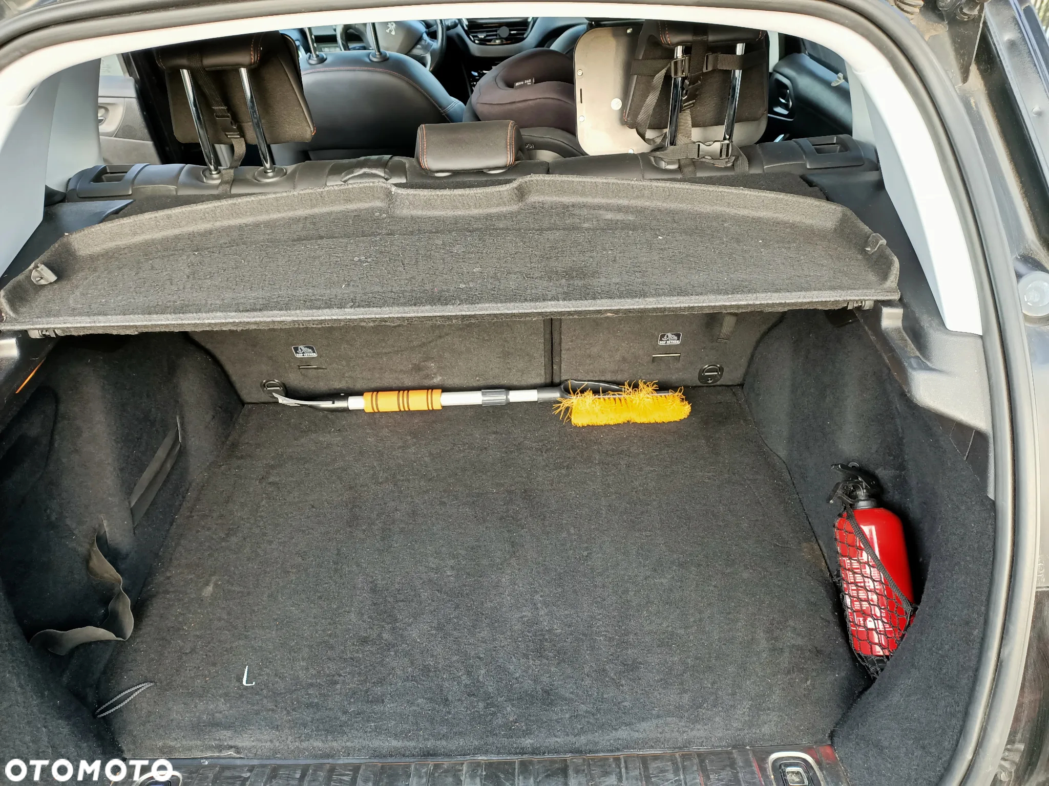 Peugeot 2008 - 11