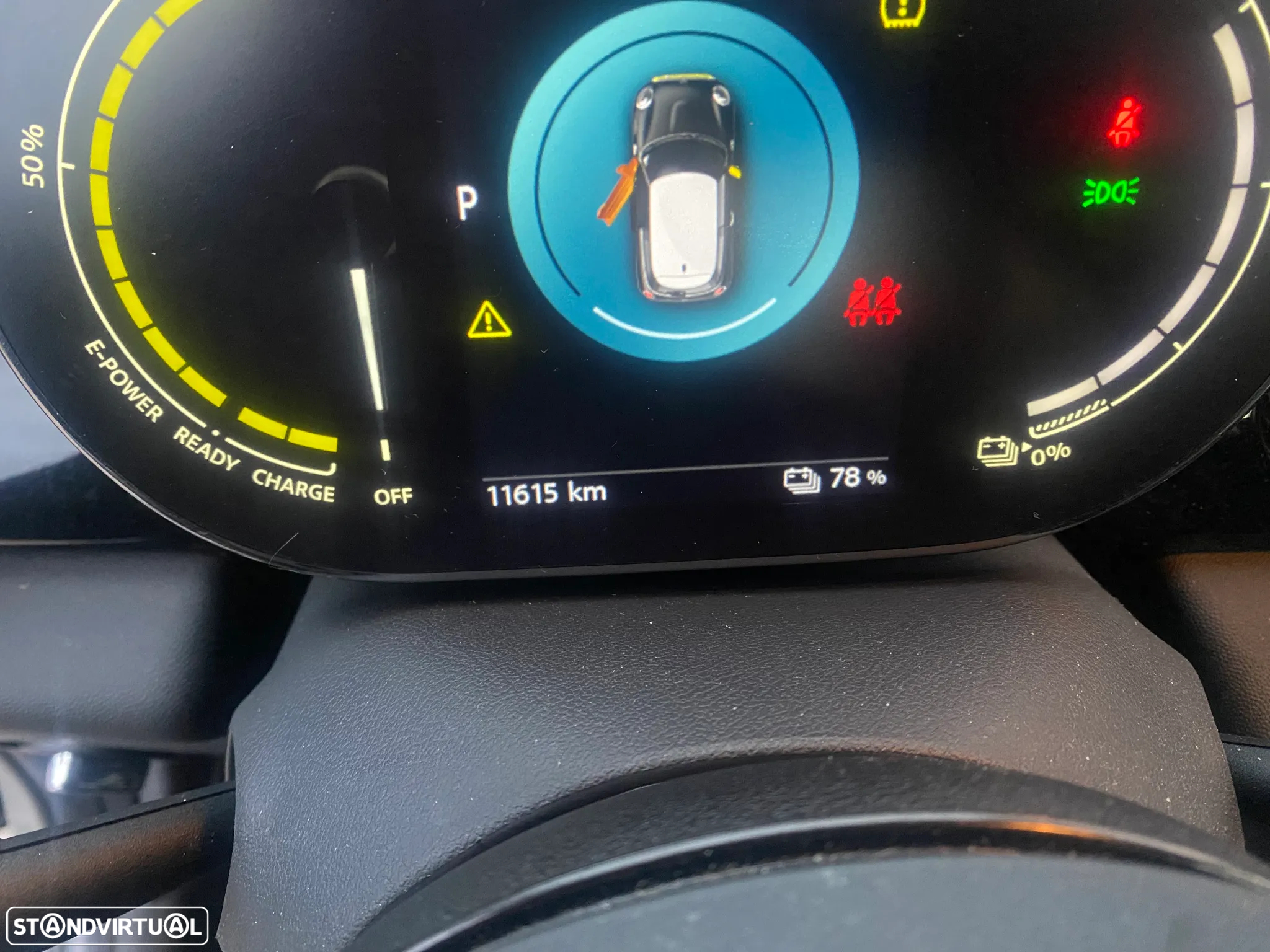 MINI 3 Portas Cooper E Essential - 18