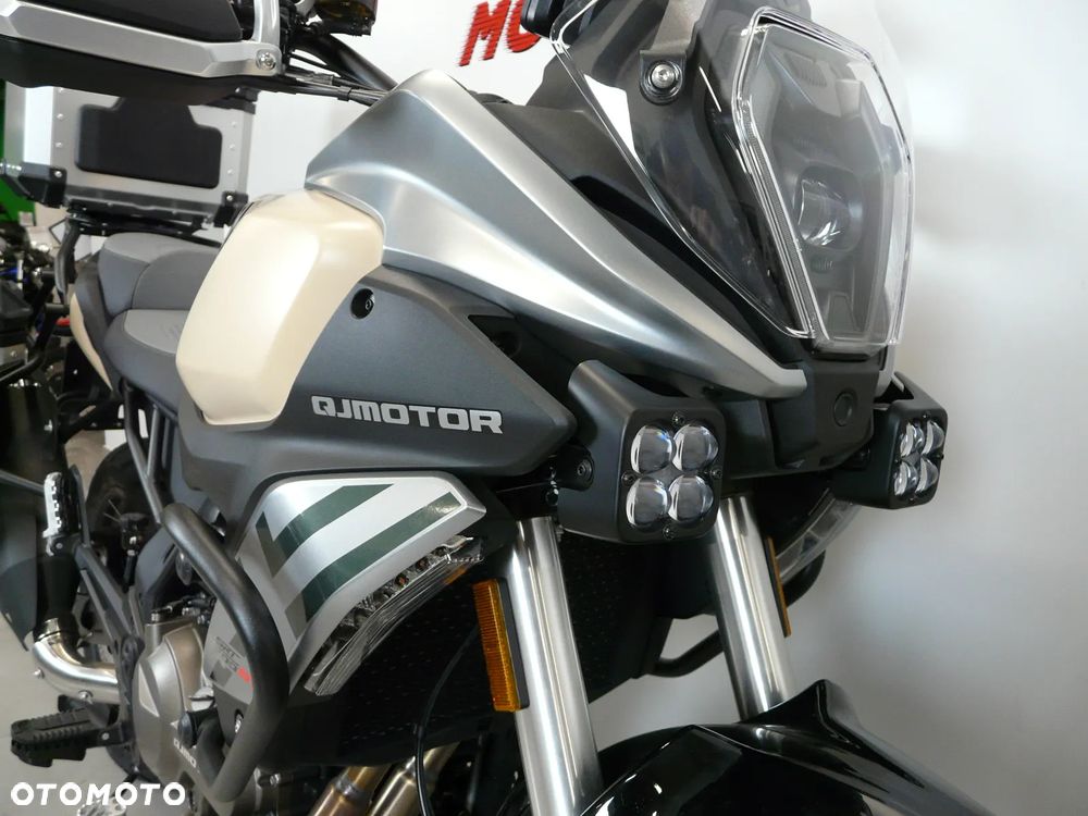 QJMOTOR SRT 600SX - 4