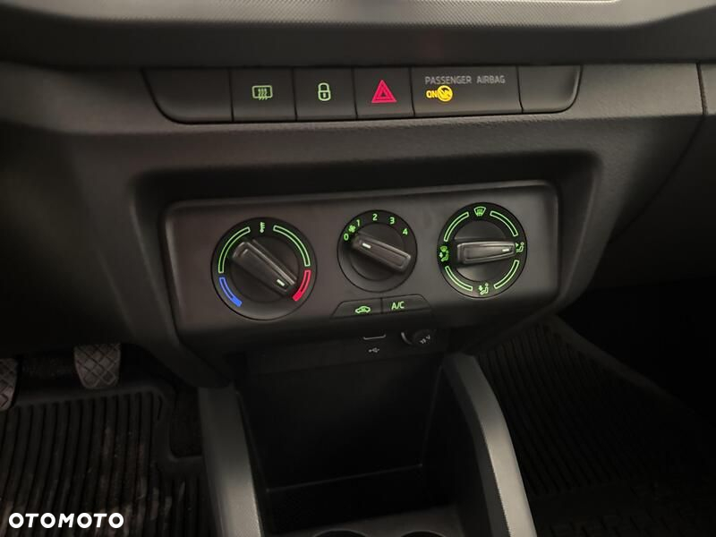 Skoda Fabia 1.0 TSI Active - 15