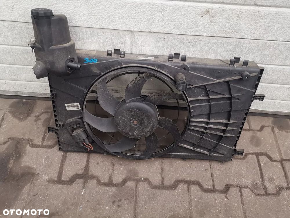 Wentylator chłodnicy Opel Insignia 1.8 16V 13267633 3136613360 - 1