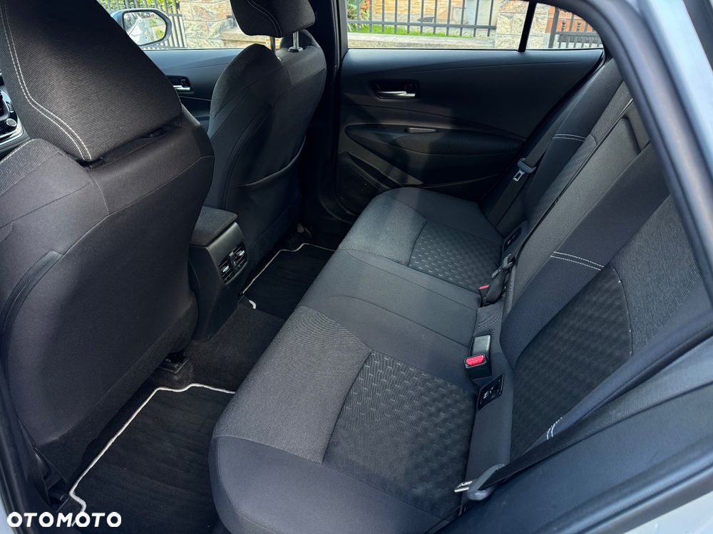 Toyota Corolla 1.8 Hybrid Comfort - 9