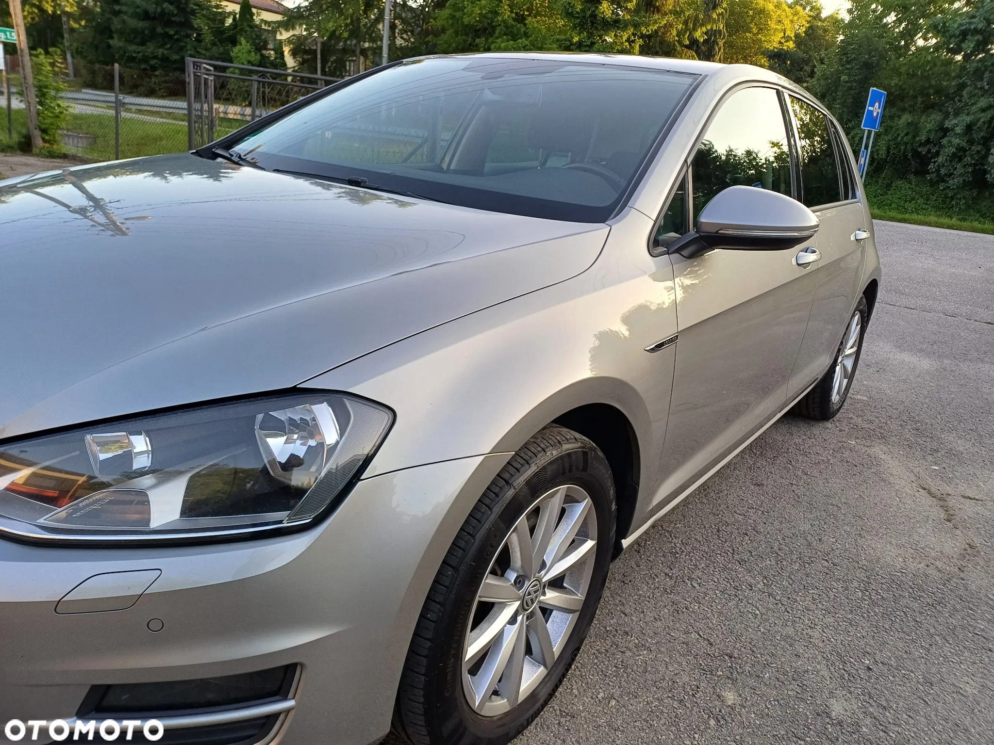Volkswagen Golf 2.0 BlueTDI Comfortline - 10