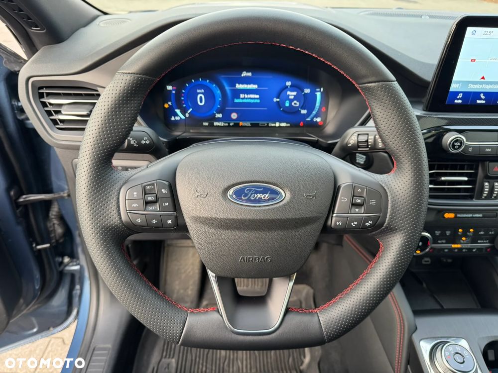 Ford Kuga 2.5 Duratec PHEV ST-LINE X - 10