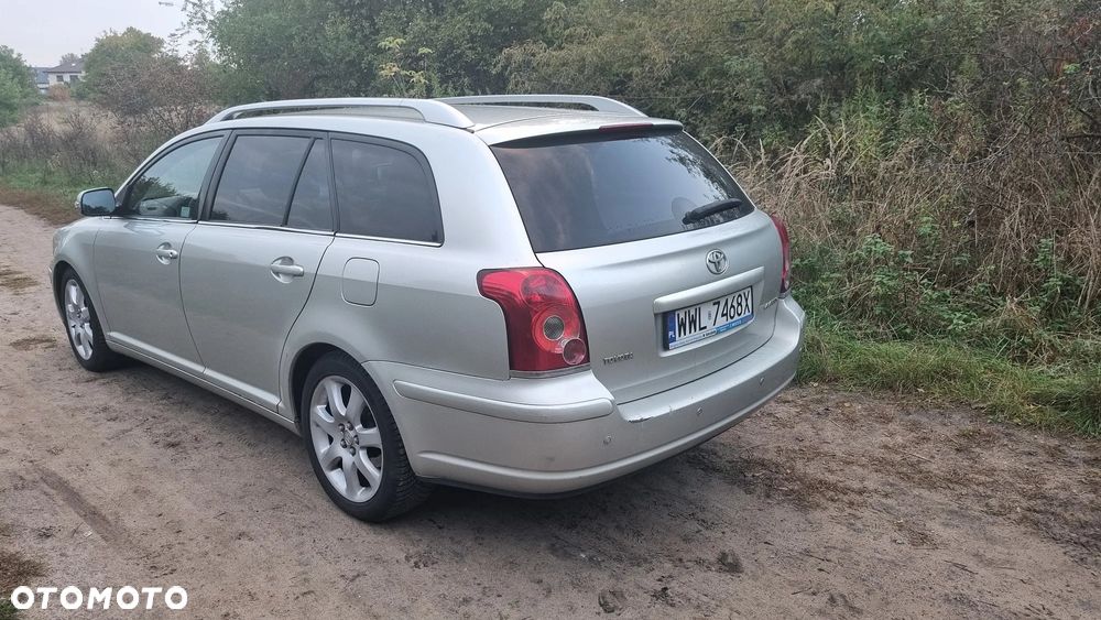 Toyota Avensis 2.4 Prestige Premium - 4