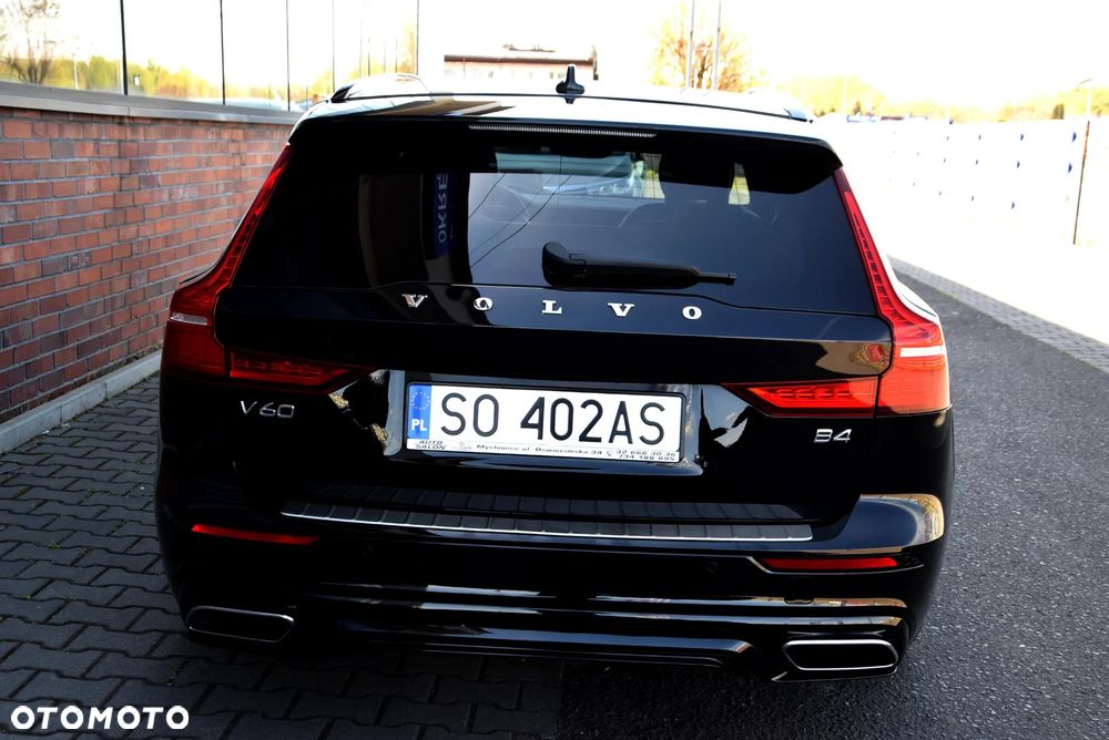 Volvo V60 B4 D R-Design - 5