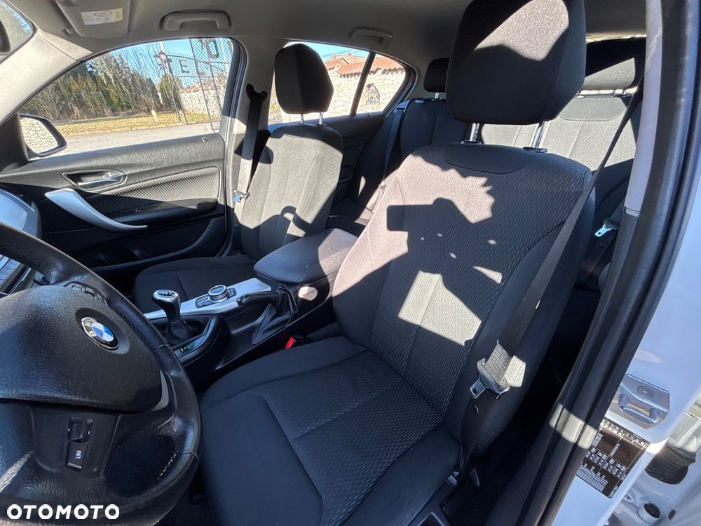 BMW Seria 1 - 17