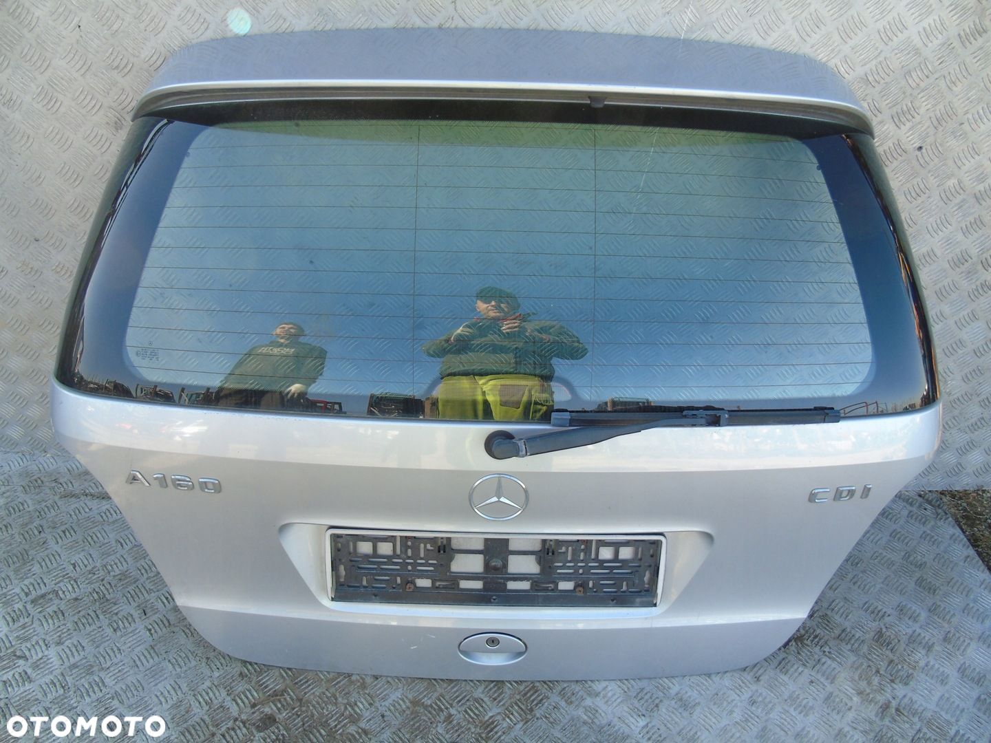 KLAPA BAGAŻNIKA MERCEDES A168 - 1