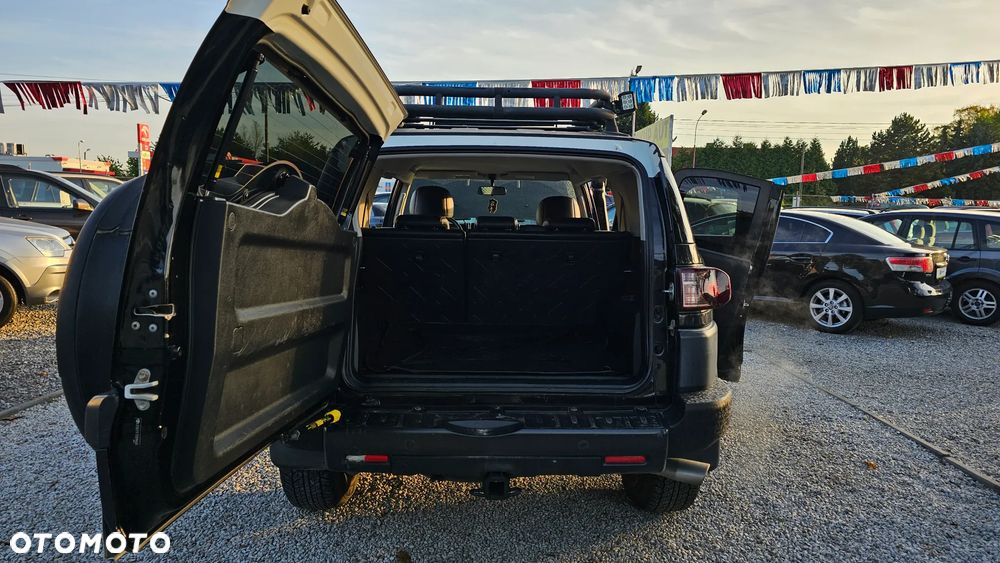 Toyota FJ - 15