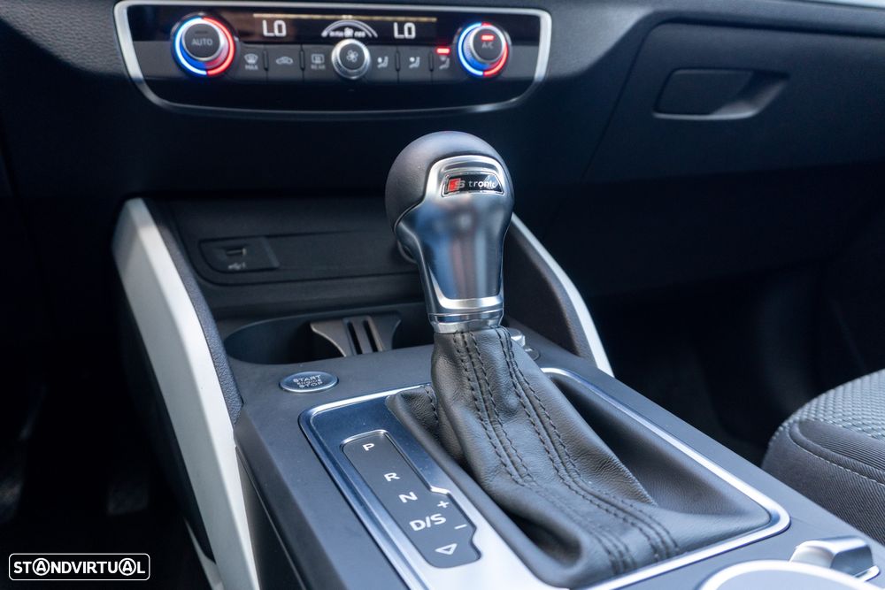 Audi Q2 30 TFSI Design S tronic - 19