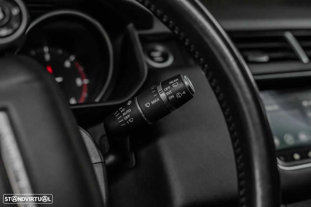Land Rover Range Rover Sport 2.0 SD4 HSE - 27