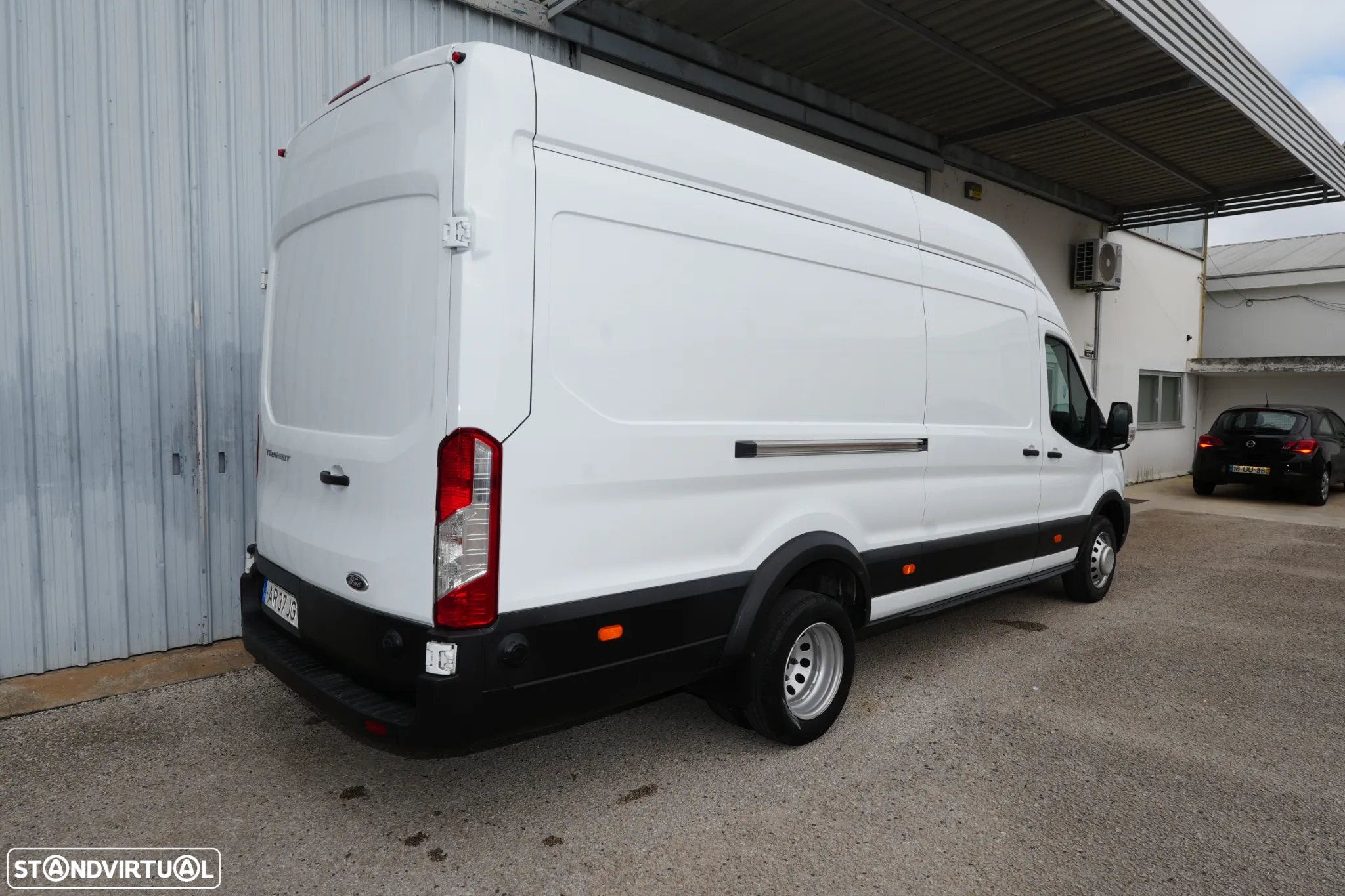 Ford Transit Rodado Duplo Longa 2.0EcoBlue 170cv - 4