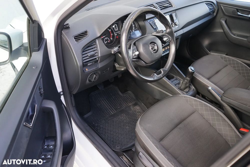 Skoda Fabia - 11