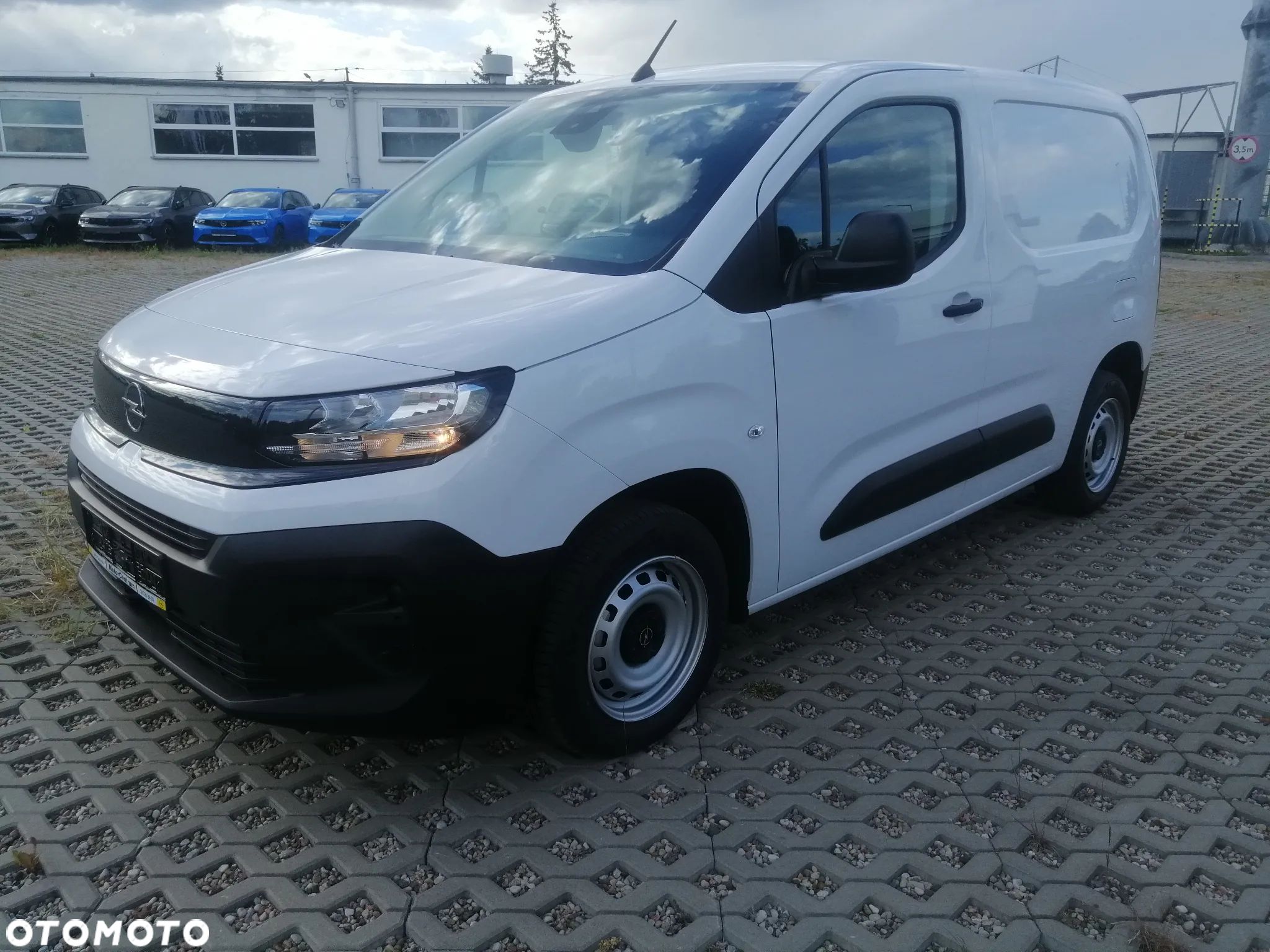 Opel Combo - 1