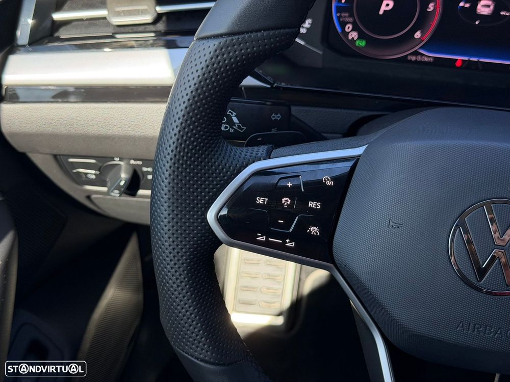 VW Arteon 2.0 TDI Elegance DSG - 28