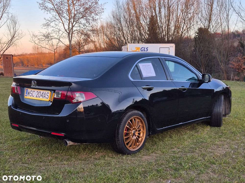 Honda Accord - 2