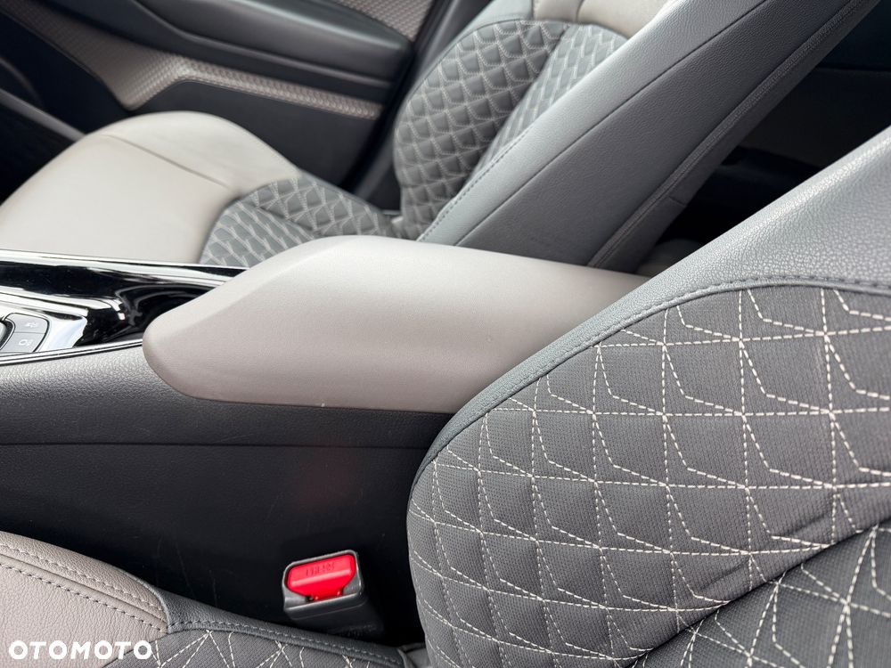 Toyota C-HR 1.8 Hybrid Executive - 19