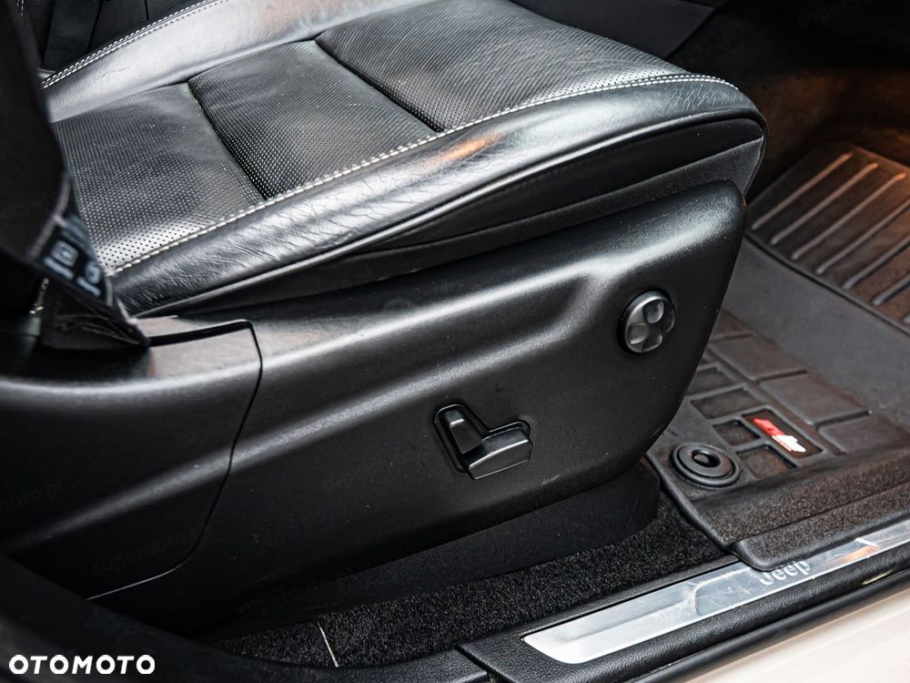 Jeep Grand Cherokee 3.0 CRD Overland - 9