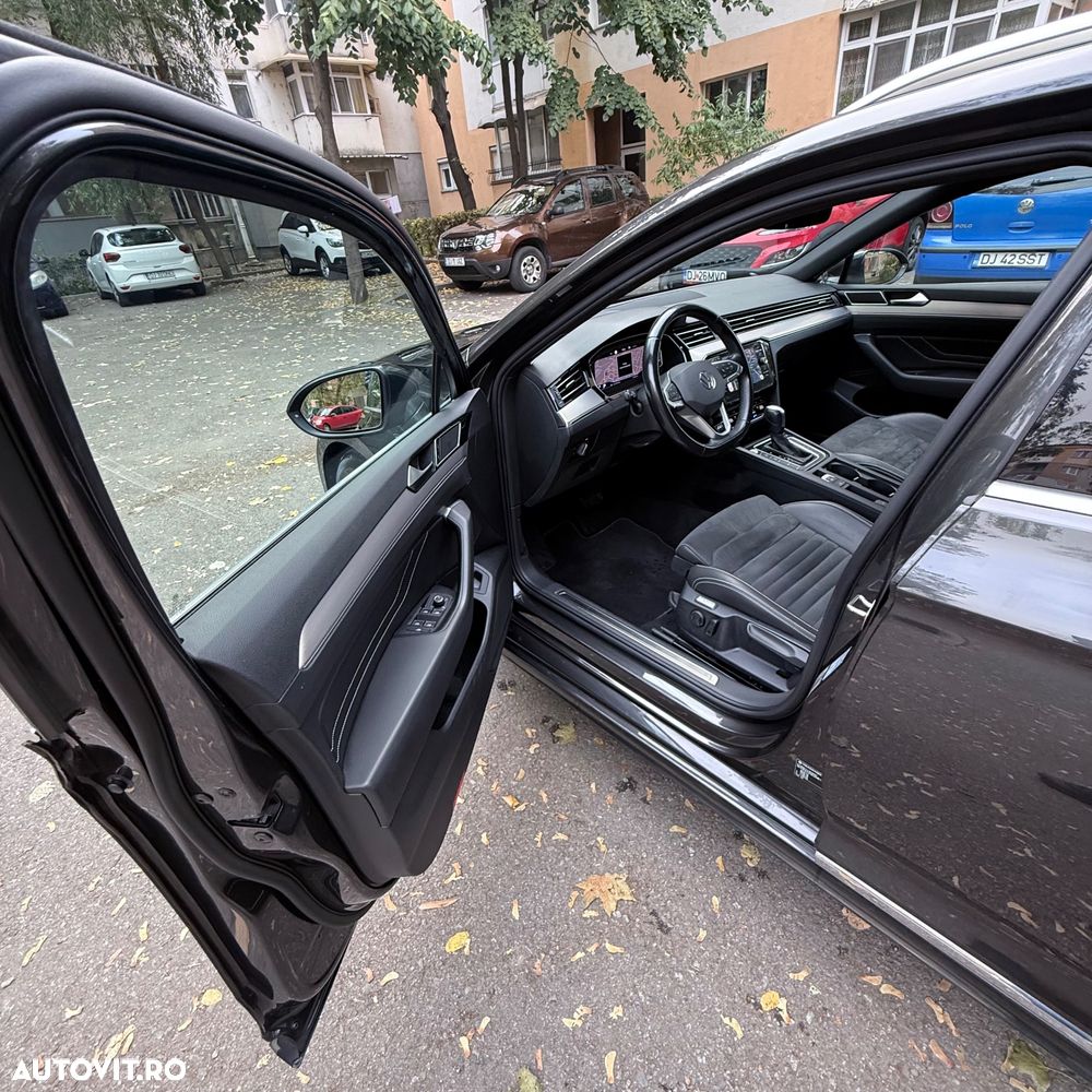 Volkswagen Passat 2.0 TDI DSG 4Mot Highline - 16