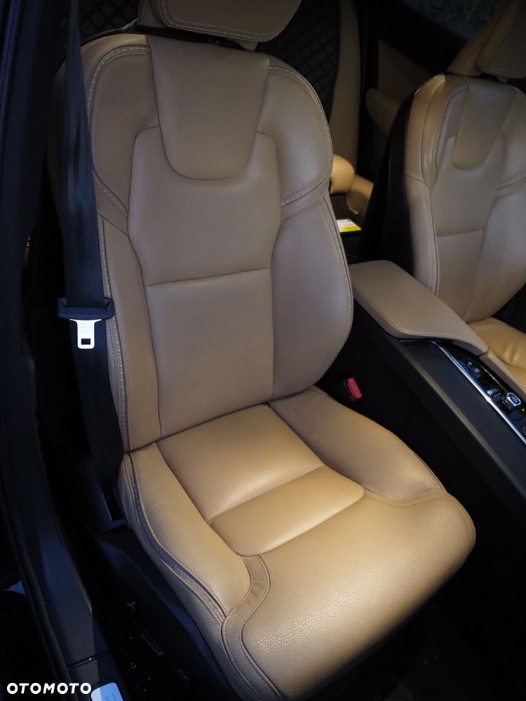 Volvo V90 Cross Country T6 AWD - 10