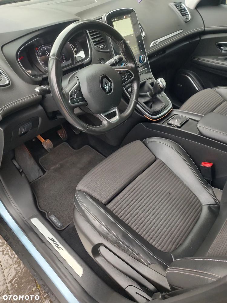 Renault Grand Scenic BLUE dCi 120 BOSE EDITION - 12