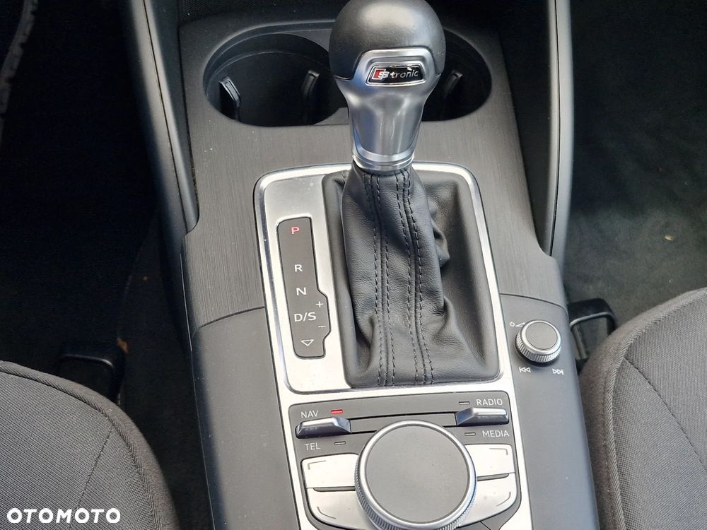 Audi A3 Limousine 2.0 TDI (clean diesel) S tronic Attraction - 17