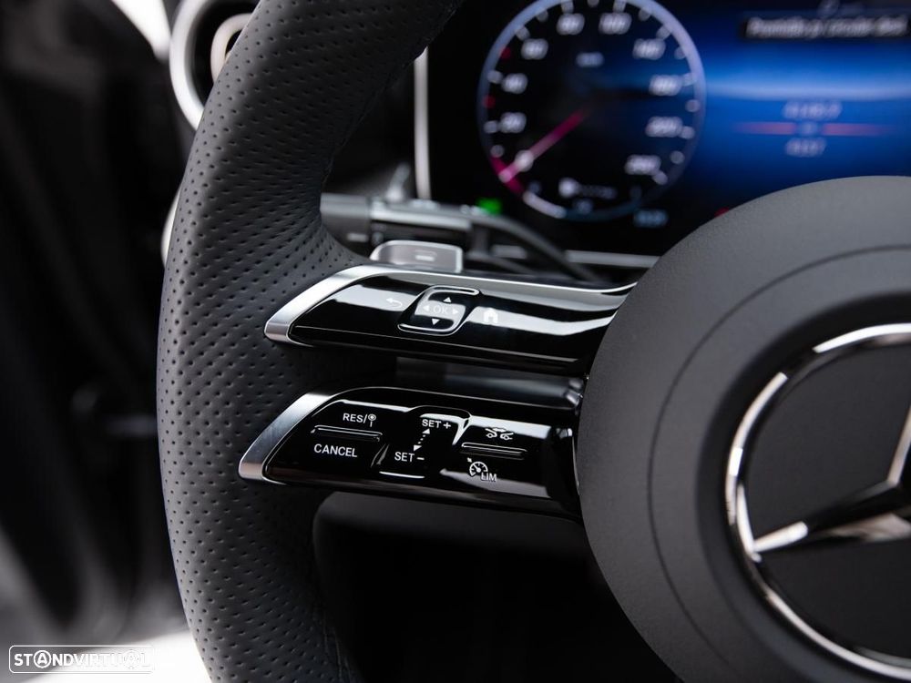Mercedes-Benz GLC 300 de Coupe 4Matic - 23