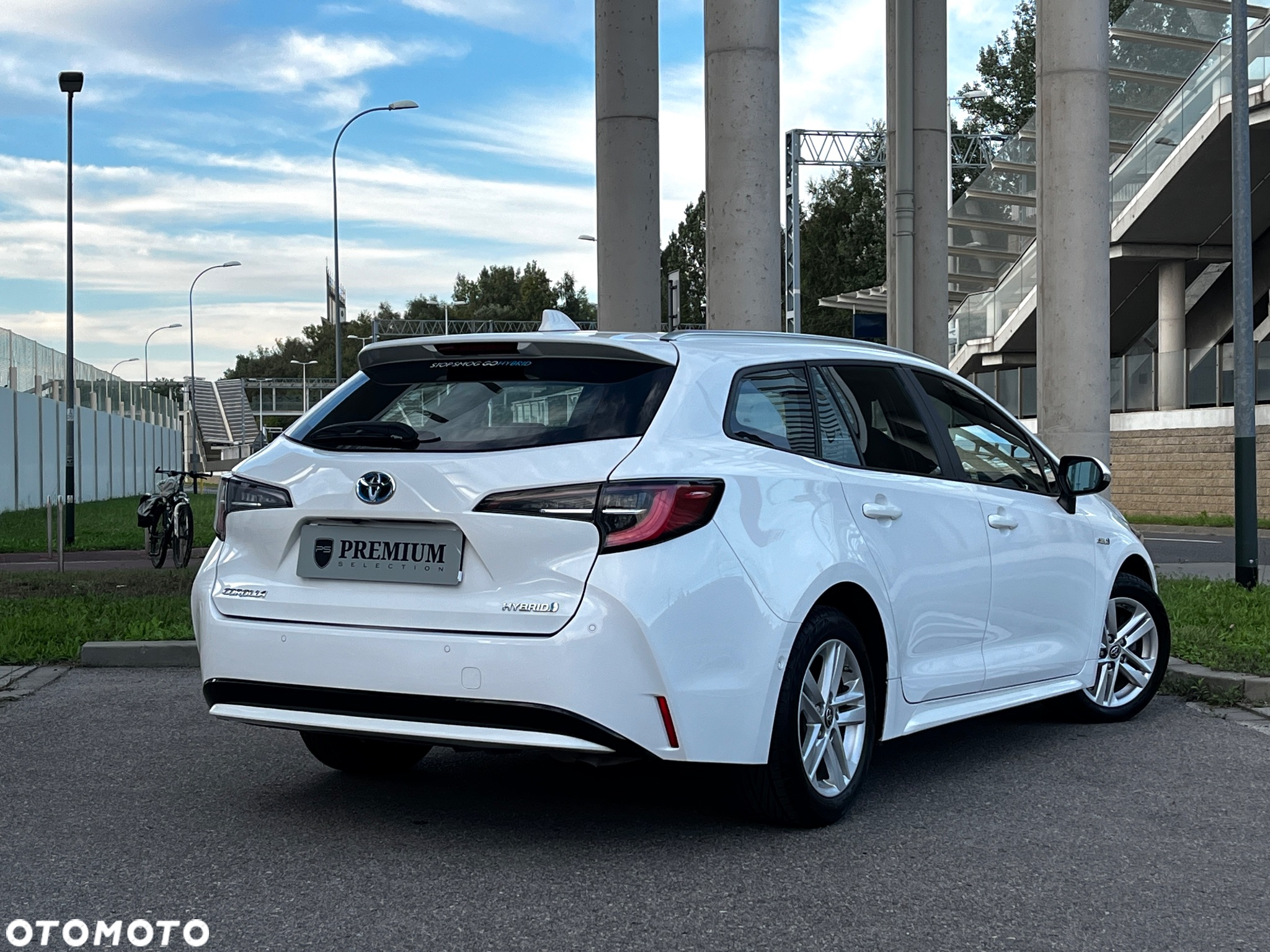 Toyota Corolla 1.8 Hybrid Comfort - 7