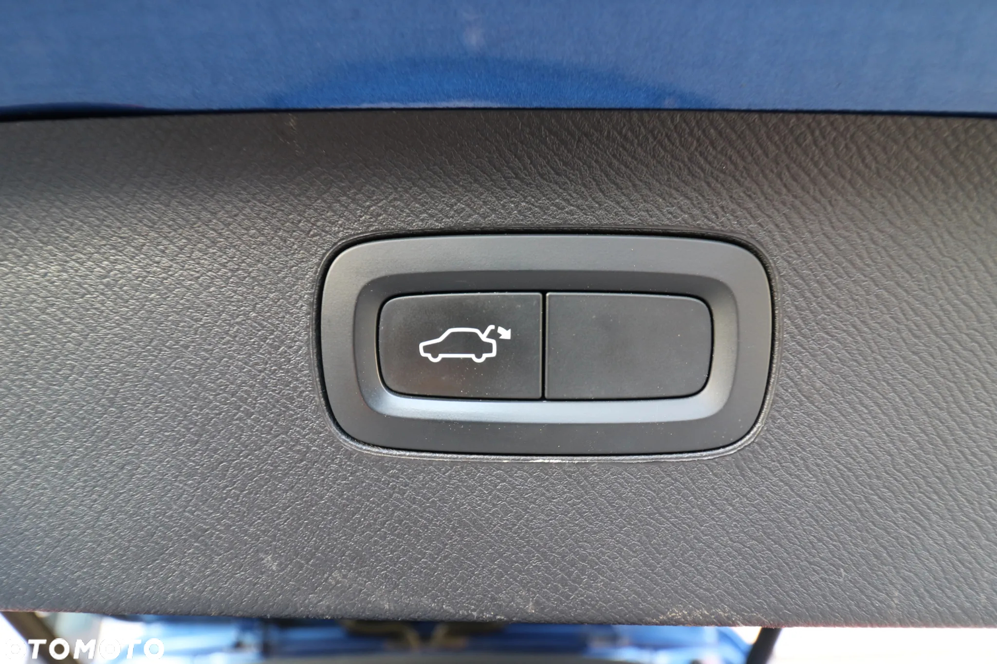 Volvo XC 90 D5 AWD Geartronic RDesign - 27