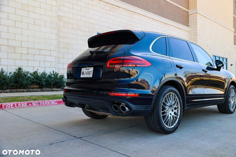 Porsche Cayenne - 9