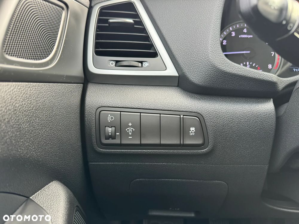 Hyundai Tucson blue 1.6 GDi 2WD Navi - 23