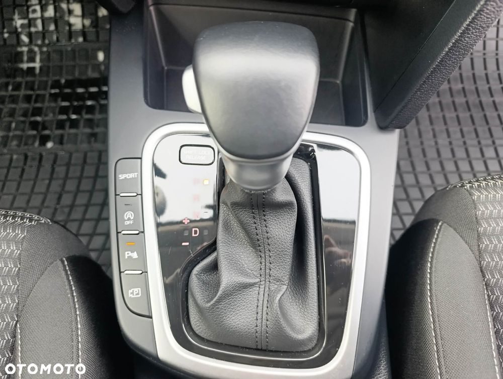 Kia XCeed 1.5 T-GDI M DCT - 18